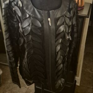 Black Leaf Pattern Women's Jacket
